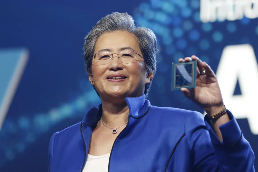 蘇姿丰：第一第二第三優先是AI、AI、AI！客戶參與度大增7倍，怎麼搶當霸主？