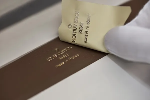 *Gold leaf marking (2)_1.jpg