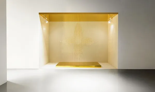 VIP預約看展！路易威登 2023「珍稀皮革展」400多件作品一次盡出，精湛工藝外，橙色變色龍等炫色帶出新視野