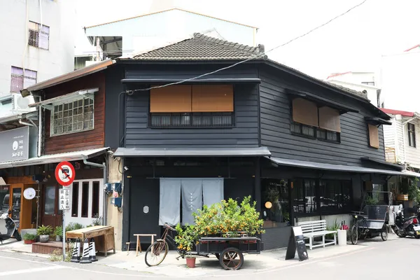 老西服店的新生-新華美西裝社.jpeg