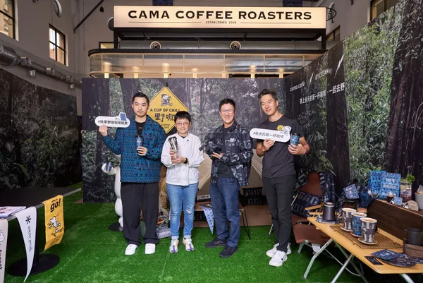 【新聞圖片4】cama café秋日主題季與多家品牌合作，展現創新基因(左起：DYCTEAM品牌主