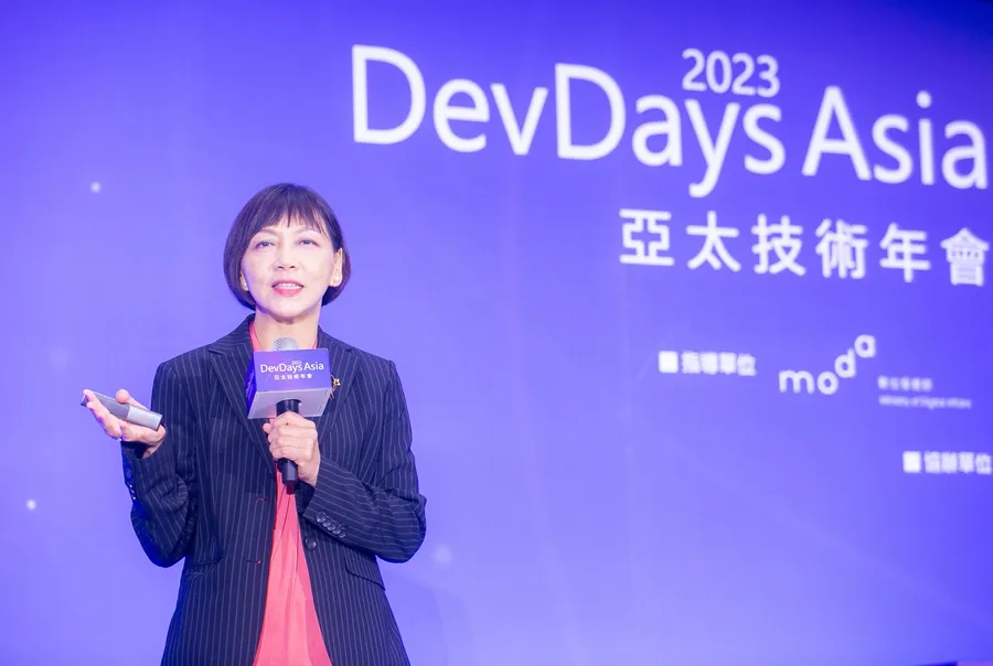企業導入AI，別急著問「怎麼做」！台灣微軟首席營運長陳慧蓉：領導人先想清楚這2件事，否則只是瞎忙