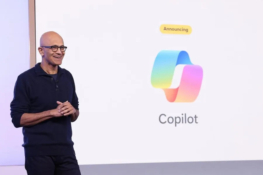 奧特曼火速轉投、OpenAI 700員工喊跳槽！一個數字看誰成了最大贏家