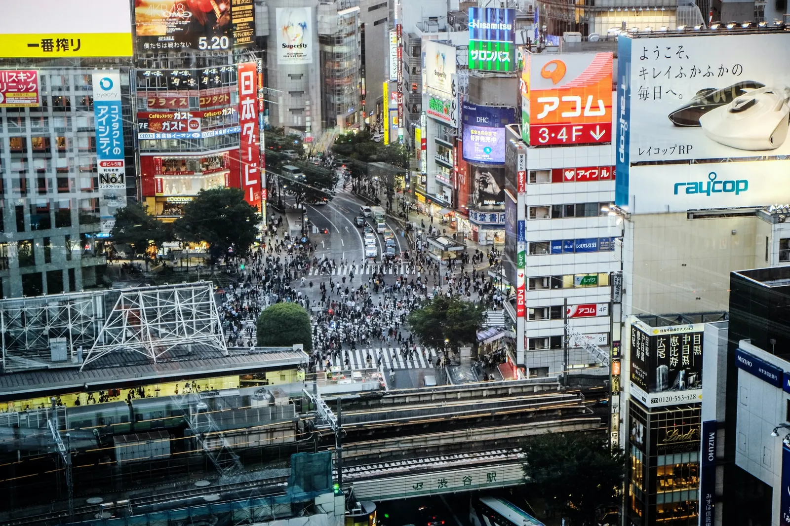 日本掀「AI 審約」風潮！自動揪出條文風險，LegalTech 趨勢下還有哪些新興服務？