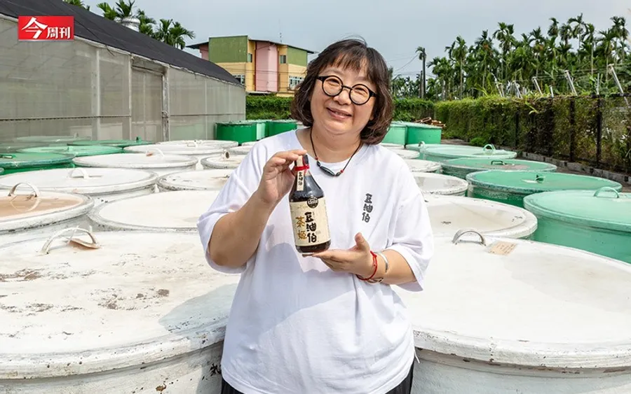 全球最棒醬油，來自屏東小鎮！「豆油伯」二代改造老店，竟要先還債3千萬？