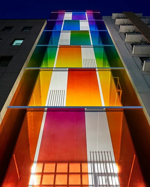 SAKO-architects-vertical-rainbow-tokyo-japan-desig