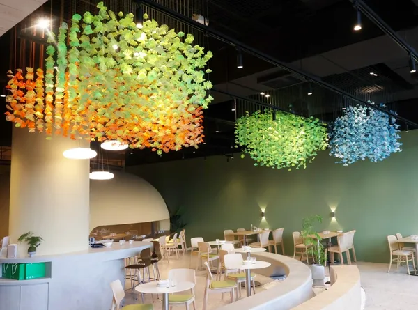 Amanda McCavour_新店裕隆城 TOK