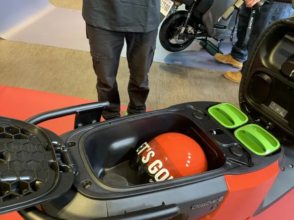 Gogoro CrossOver