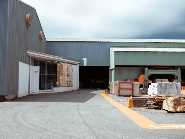 《美感石場 in Hualien 》