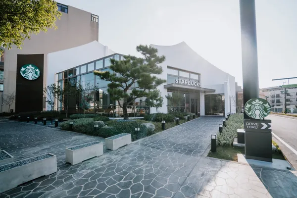 星巴克沙鹿北勢門市