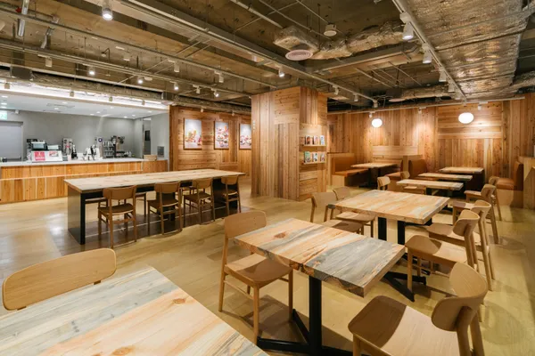 無印良品高雄大立旗艦店