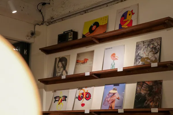 小島裡 原耕一展覽