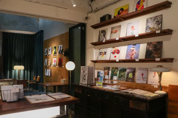 小島裡 原耕一展覽