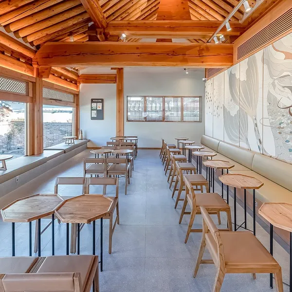 星巴克 大邱鐘路古宅店