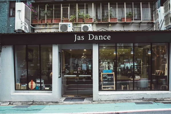 Jas Dance