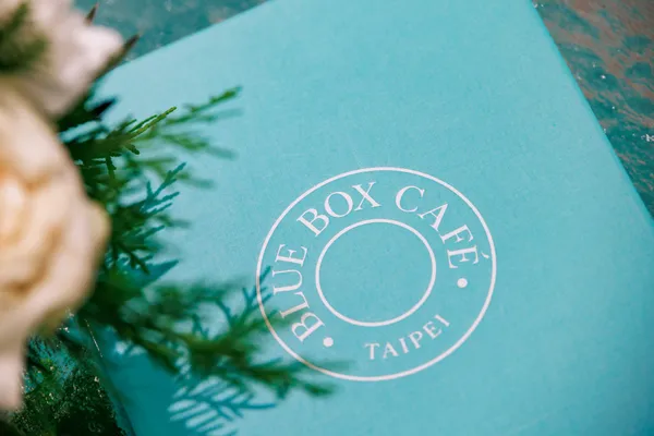 Blue Box Café Taipei_空間照09.jpg