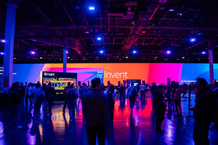 直擊全球科技圈年度盛會re:Invent，AWS發表為企業打造安全、負責任的生成式AI