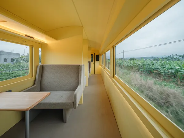 阿里山林鐵改裝車廂《栩悅號》