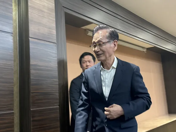 華碩董事長施崇棠