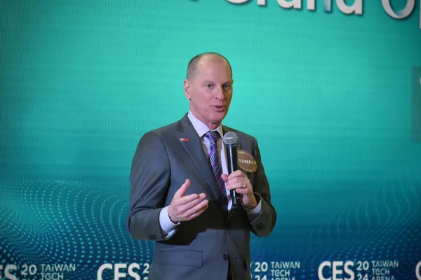 CES主辦單位CTA執行長Gary Shapiro