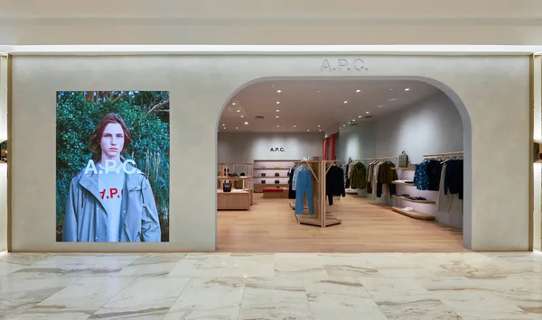 A.P.C. 台灣首間專賣店 店裝照01.jpg