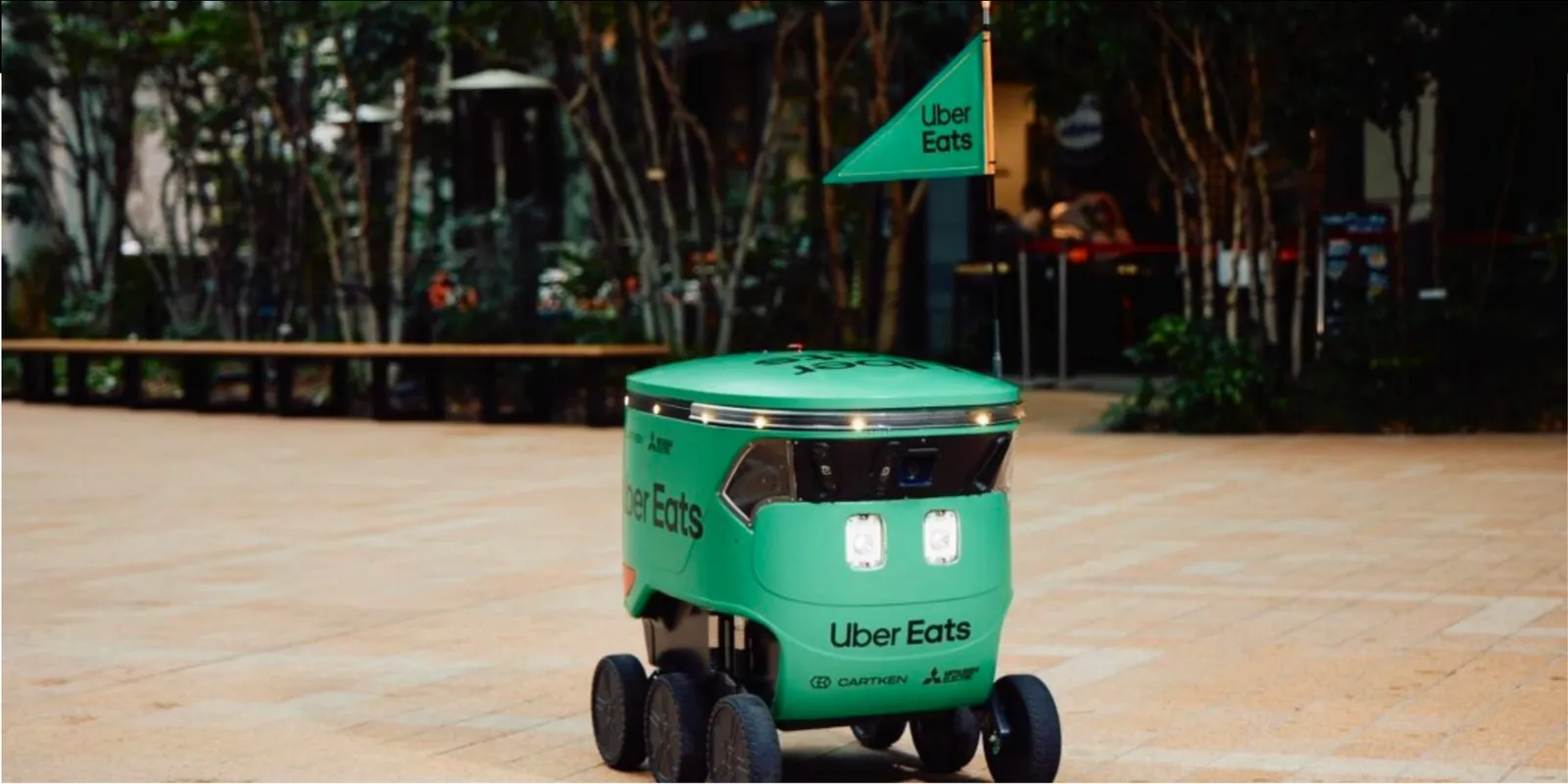 日本 Uber Eats 推 AI 機器人外送，應對物流危機！台灣會導入嗎？