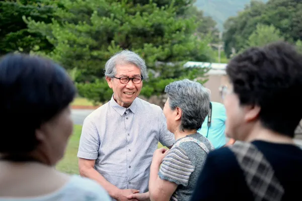 山本理顯