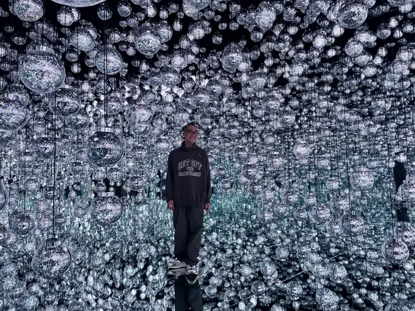 直擊東京麻布台之丘「teamLab 無界」