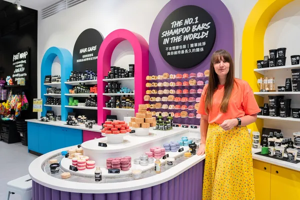 LUSH 全台最大店在台中 LaLaport！