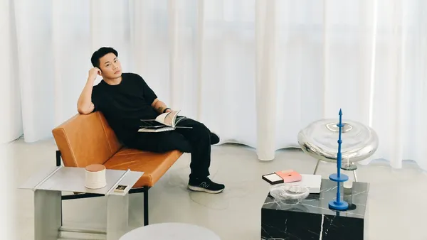 在裝幀世界徜徉的創作者之心 ——專訪 設計師 聶永真