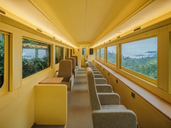 阿里山林鐵列車《栩悅號》