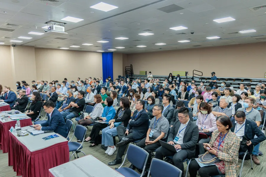 跨越界線 馳向未來---台灣串聯國際夥伴策略結盟，打造電動車戰國新局勢