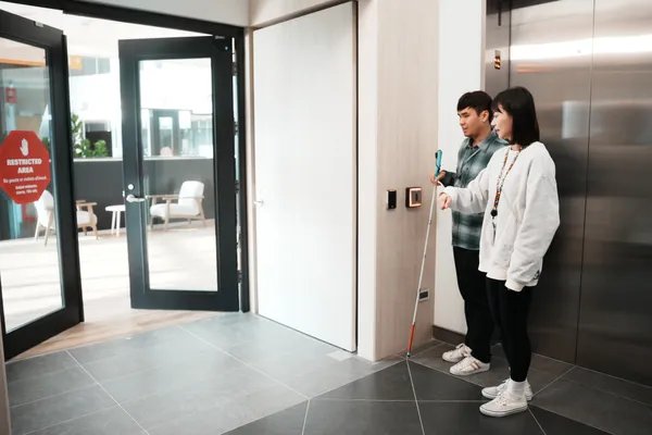 Google共融自動門