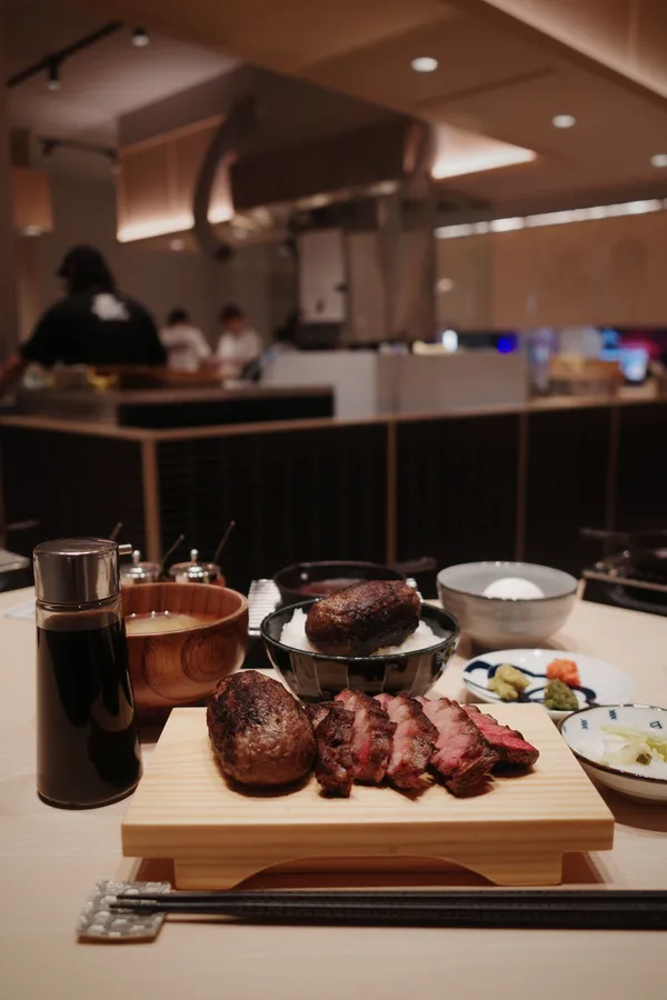 漢堡排「嘉」全台首店