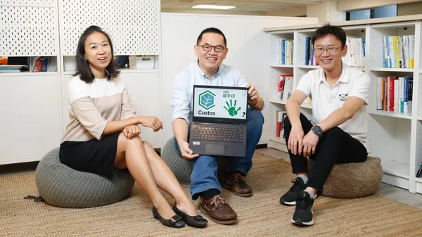 Custos提企業減碳的新方法：員工搭捷運、爬樓梯、自備餐具也都算！ 