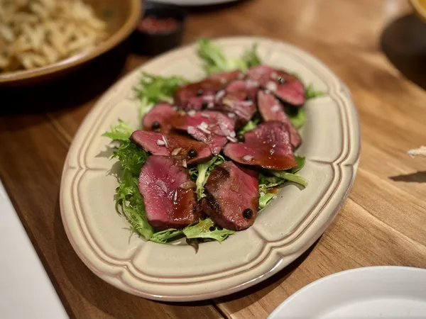 富錦樹鐵球食堂