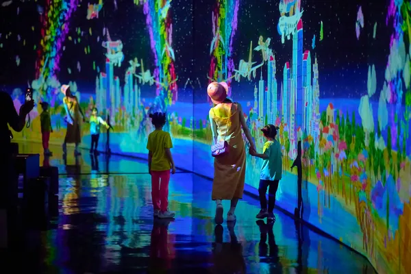 teamLab
