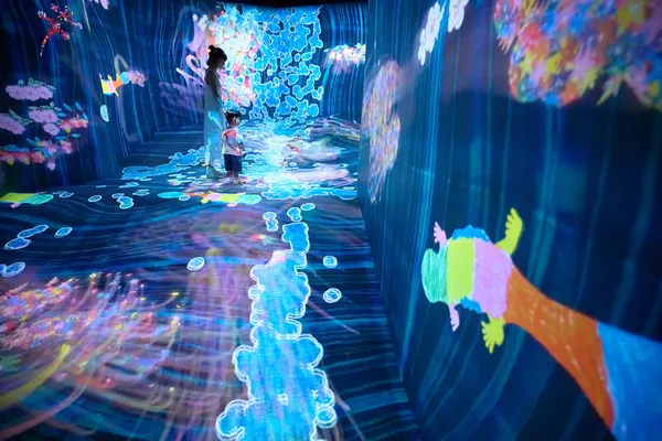 teamLab