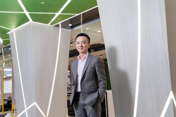 陳冠學信心表示，國泰世華銀行早在疫情前就佈局AI技術開發，如今正是朝向下一階段目標邁進，帶領CUBE