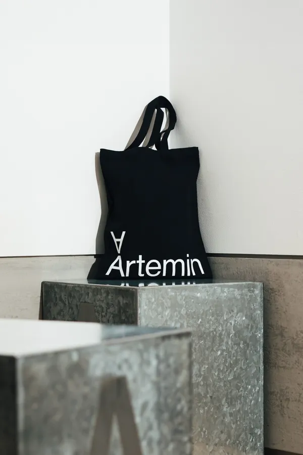 Artemin Gallery