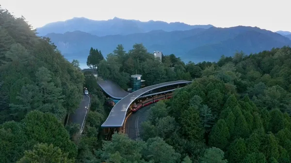 阿里山林鐵通車