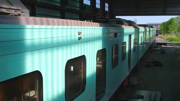 台鐵最新觀光列車「山嵐號、海風號」