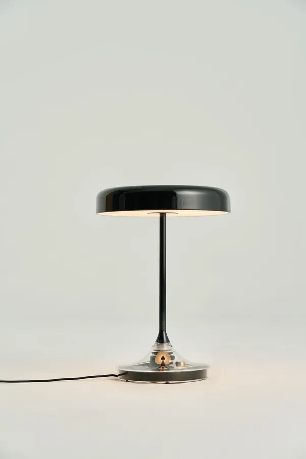 SEEDDESIGN「Mr. DJ 桌燈」