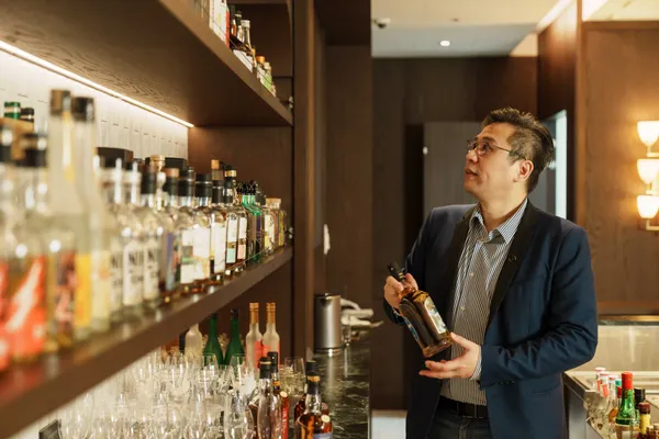 專訪瀚寓酒店 RedBar 創辦人 Alex