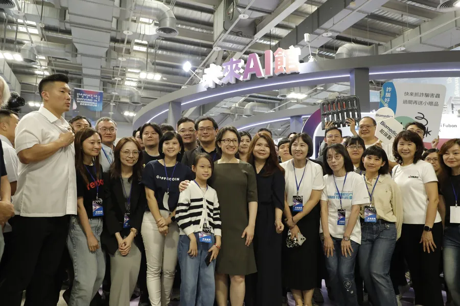 2024 AI TAIWAN 未來商務展！蕭美琴副總統親臨現場，共同見證AI新國力時代啟航