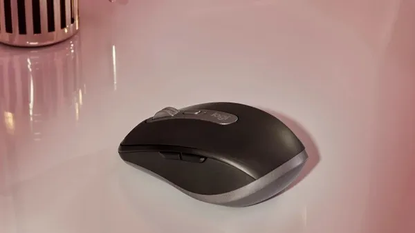 羅技logitech滑鼠