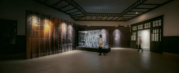 南美館《透・南城》
