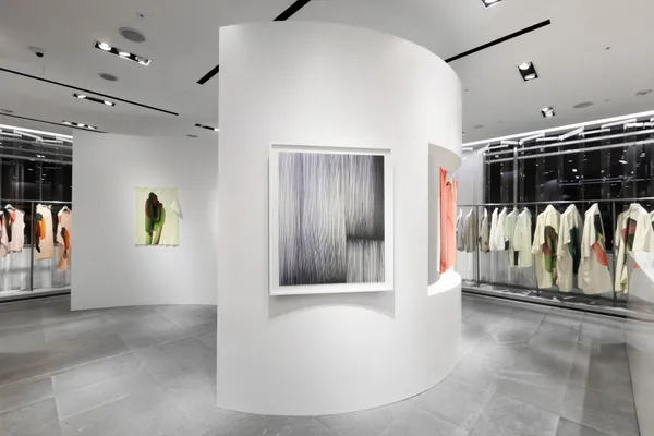 三宅一生在台特展 8 月登場！攜手藝術家 Ronan Bouroullec 在創意的荒野上用織物種花