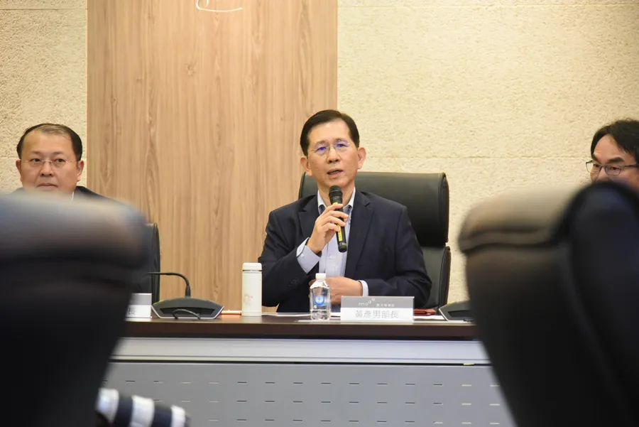 數發部推動台灣AI生態系新政：百億元投資新創、免費GPU算力池