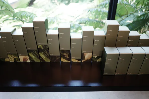 Aesop「Virēre 蔚香水」